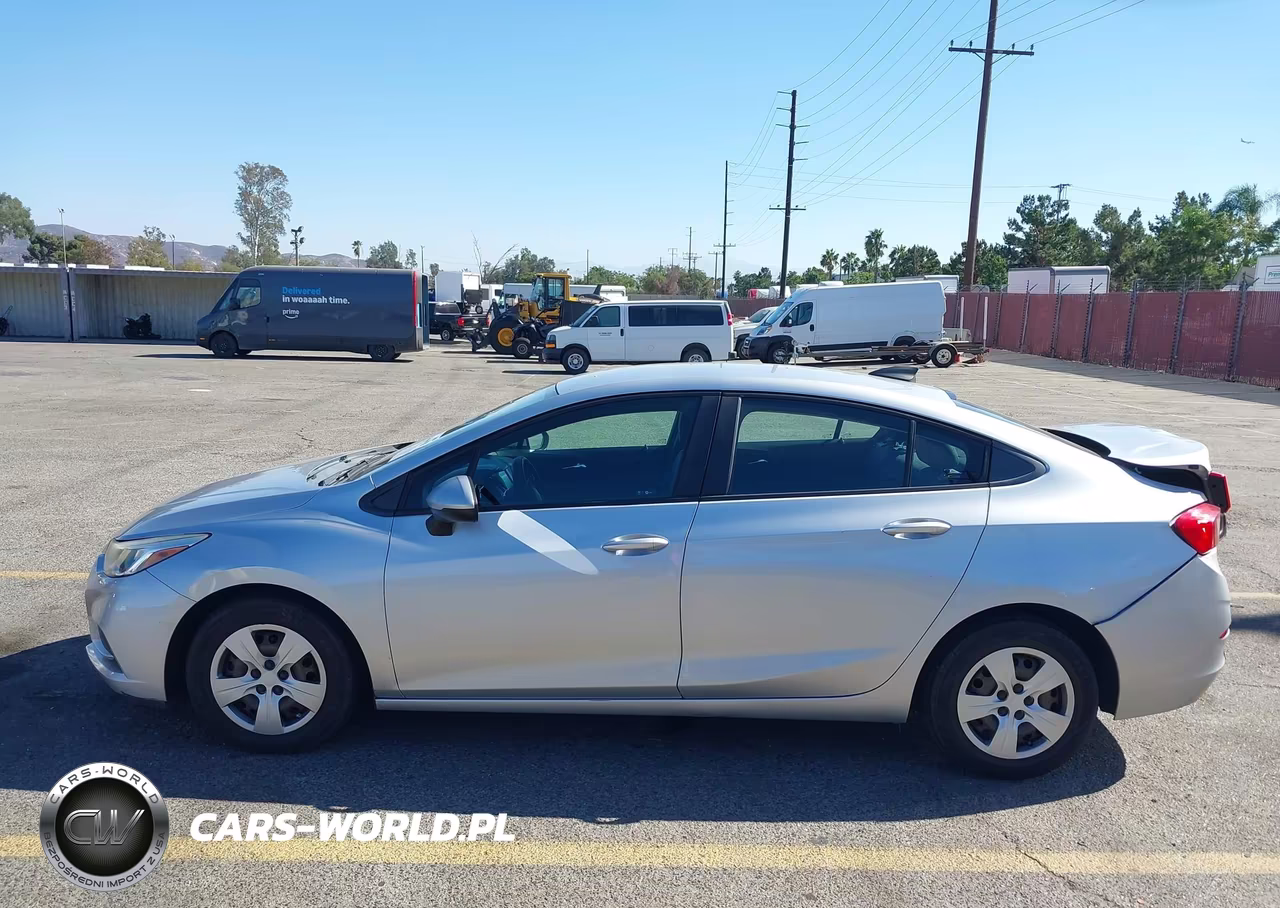 2018 Chevrolet Cruze Ls Auto VIN:1G1BC5SM0J7215926 - 14