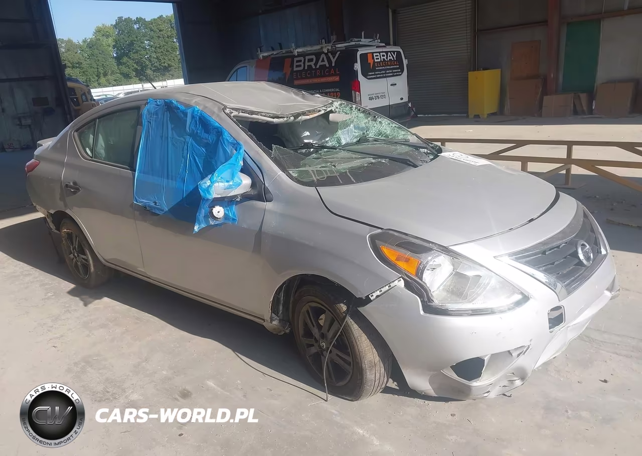 2019 Nissan Versa 1.6 S+