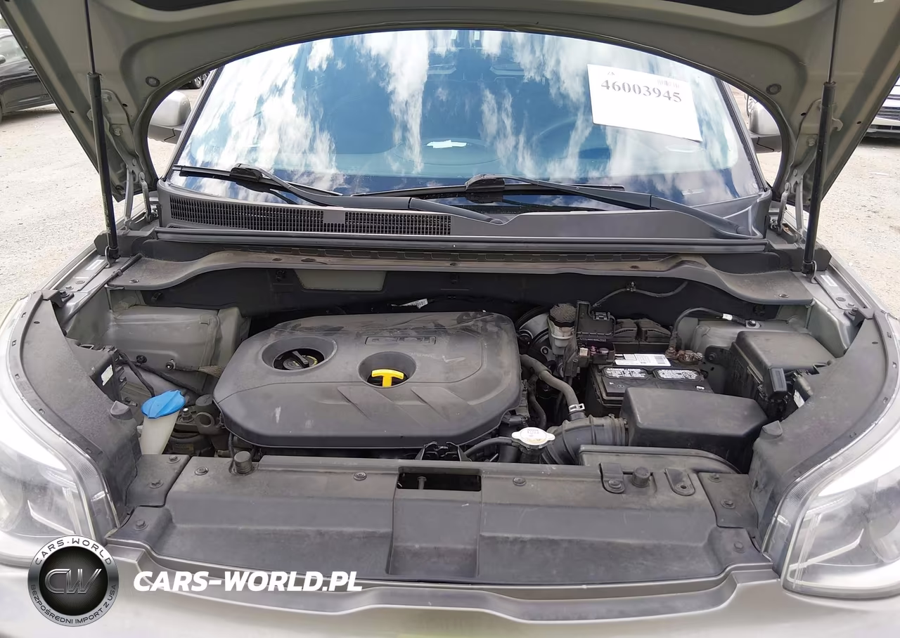 2015 Kia Soul + VIN:KNDJP3A57F7163806 - 10
