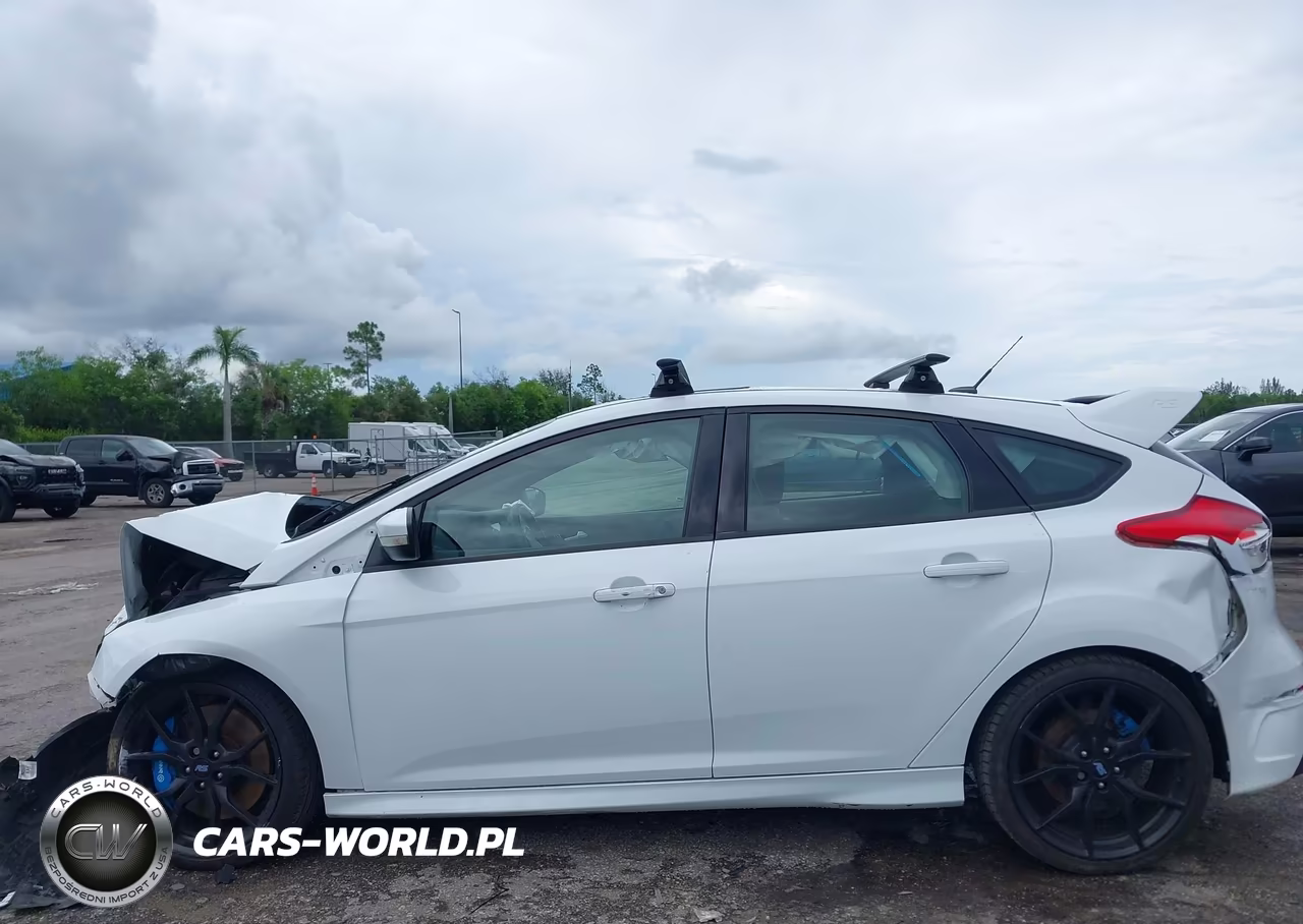 2017 Ford Focus Rs VIN:WF0DP3TH0H4122746 - 14