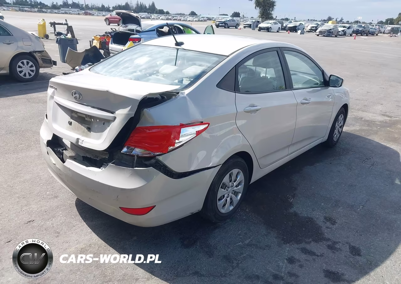 2016 Hyundai Accent Se VIN:KMHCT4AE8GU963541 - 4