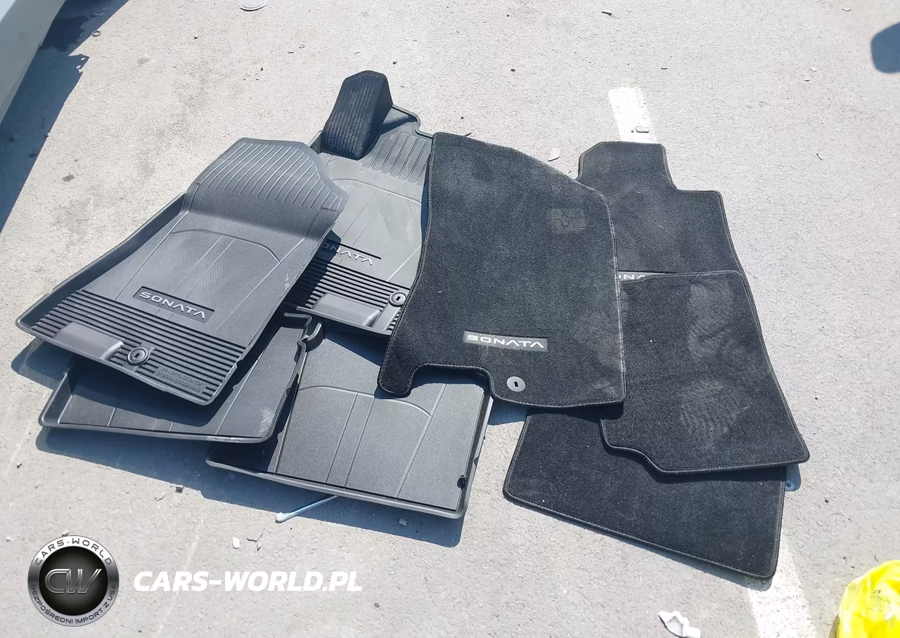 2025 Hyundai Sonata N Line VIN:KMHL54JC4SA521049 - 18