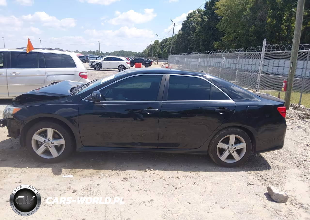 2013 Toyota Camry Se VIN:4T1BF1FK0DU682247 - 14