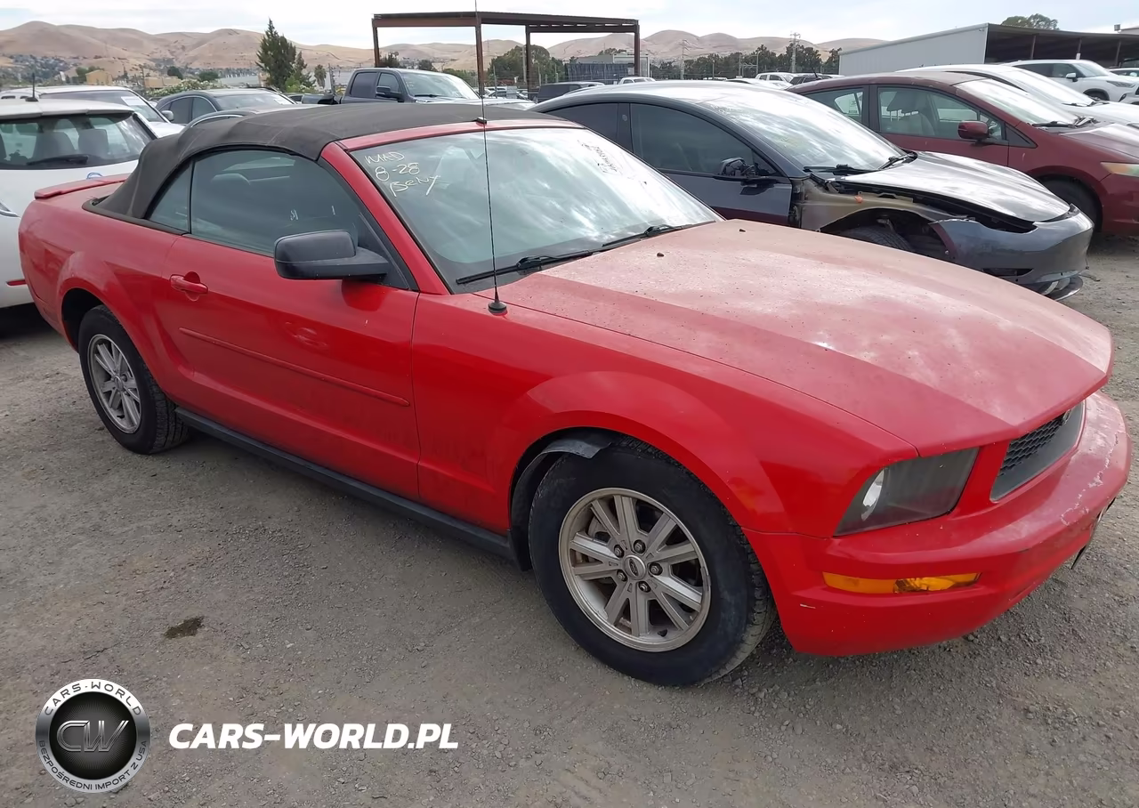 2007 Ford Mustang V6 Deluxe-V6 Premium
