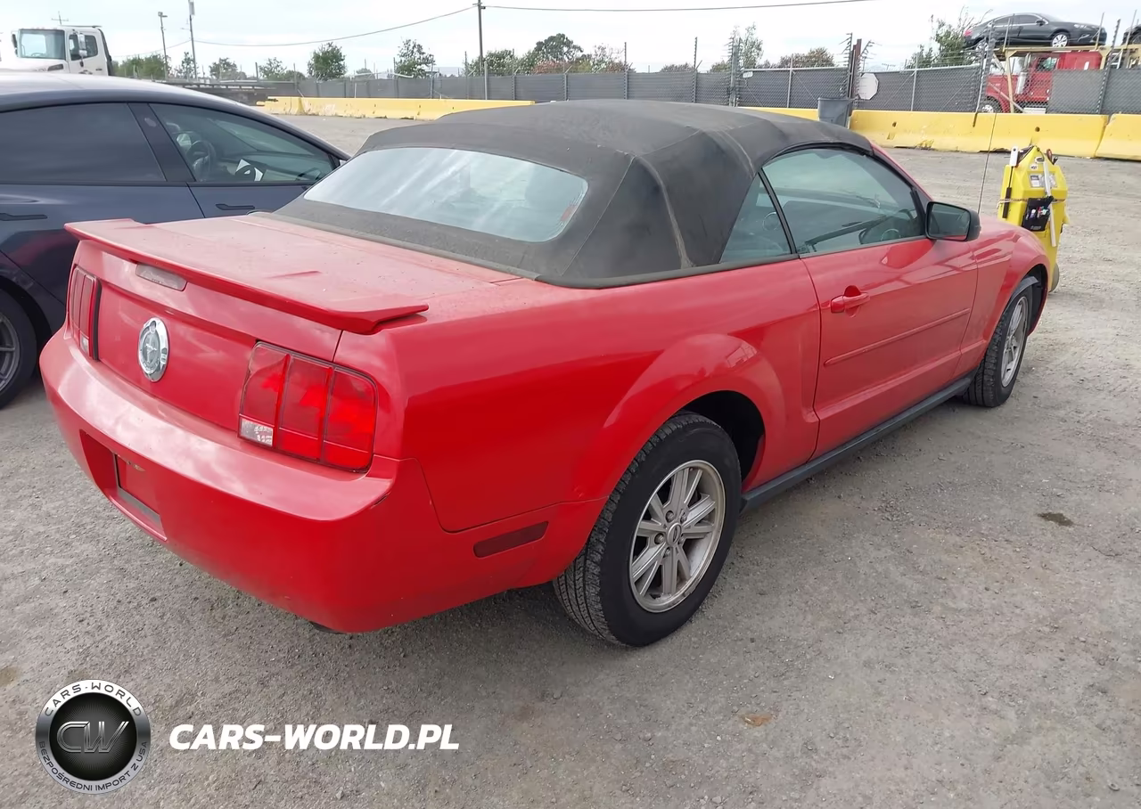 2007 Ford Mustang V6 Deluxe-V6 Premium VIN:1ZVFT84N575276593 - 4
