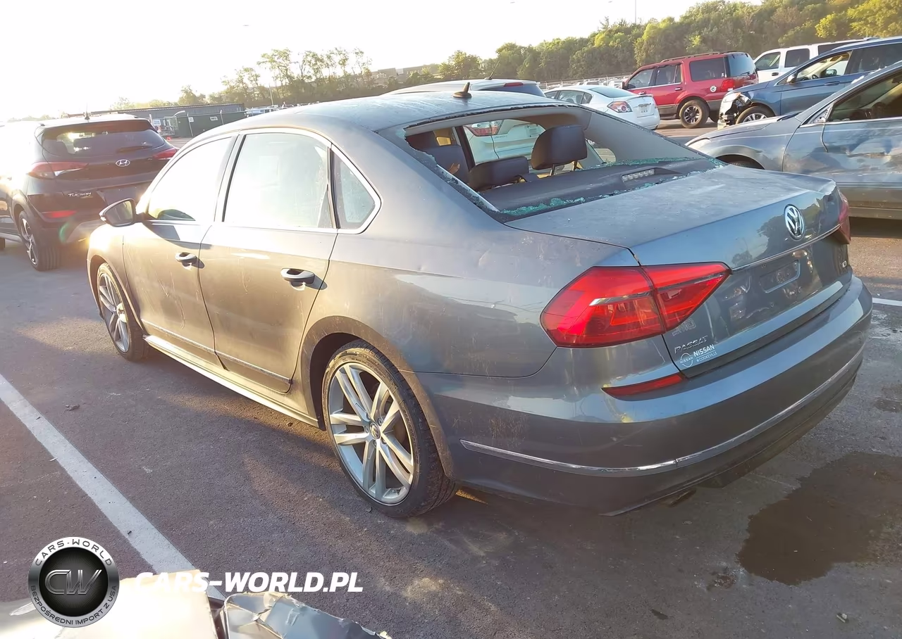 2016 Volkswagen Passat 1.8T R-Line VIN:1VWAS7A37GC064123 - 3