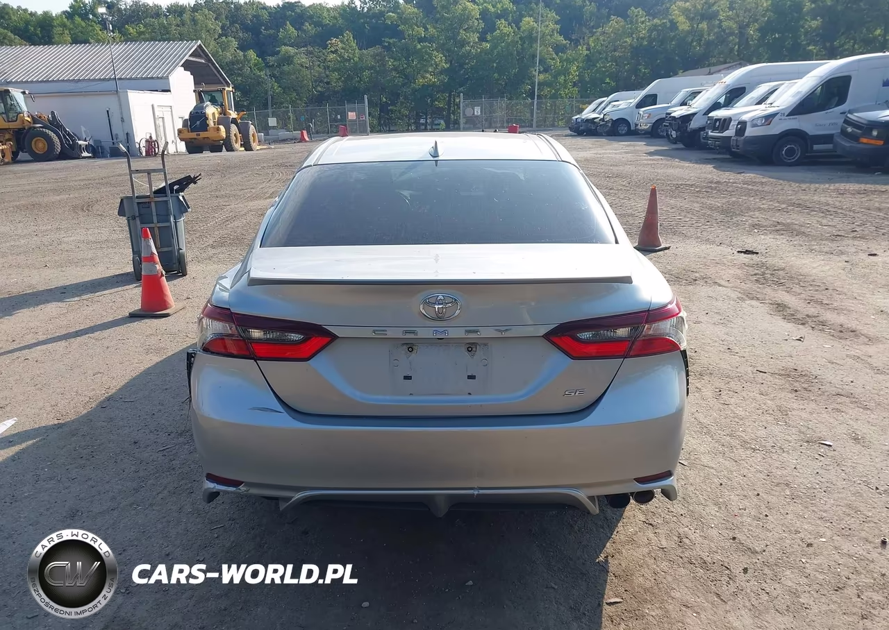 2021 Toyota Camry Se VIN:4T1G11AK1MU438506 - 17