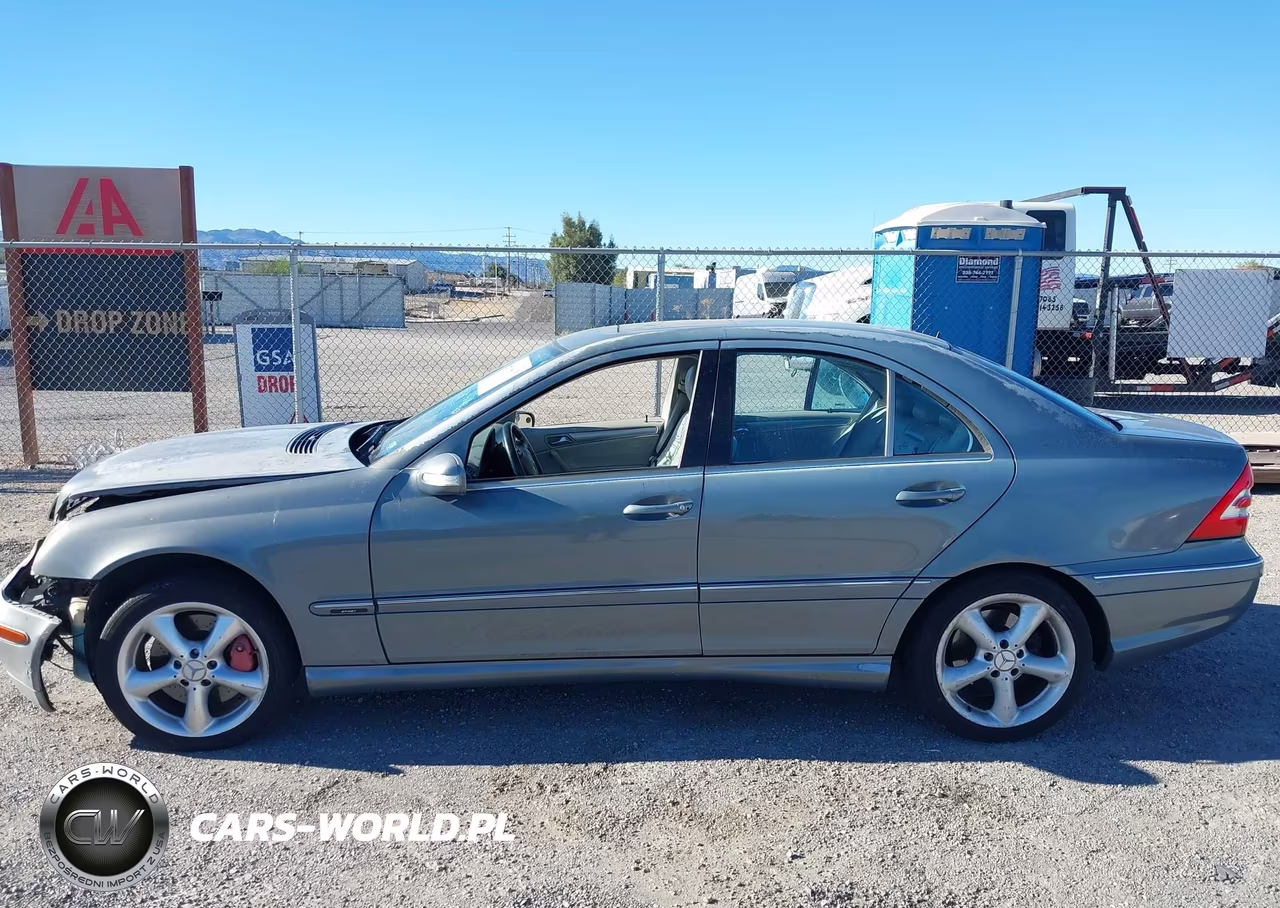 2005 Mercedes-Benz C 230 Kompressor Sport VIN:WDBRF40J05F568161 - 14