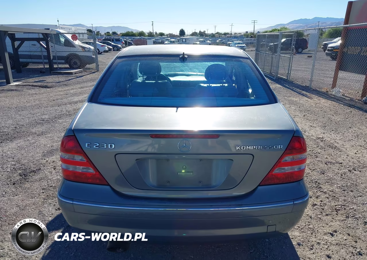 2005 Mercedes-Benz C 230 Kompressor Sport VIN:WDBRF40J05F568161 - 16