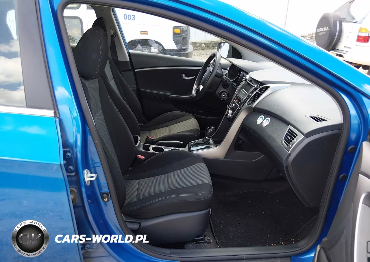 2017 Hyundai Elantra Gt VIN:KMHD35LH7HU384074 - 5