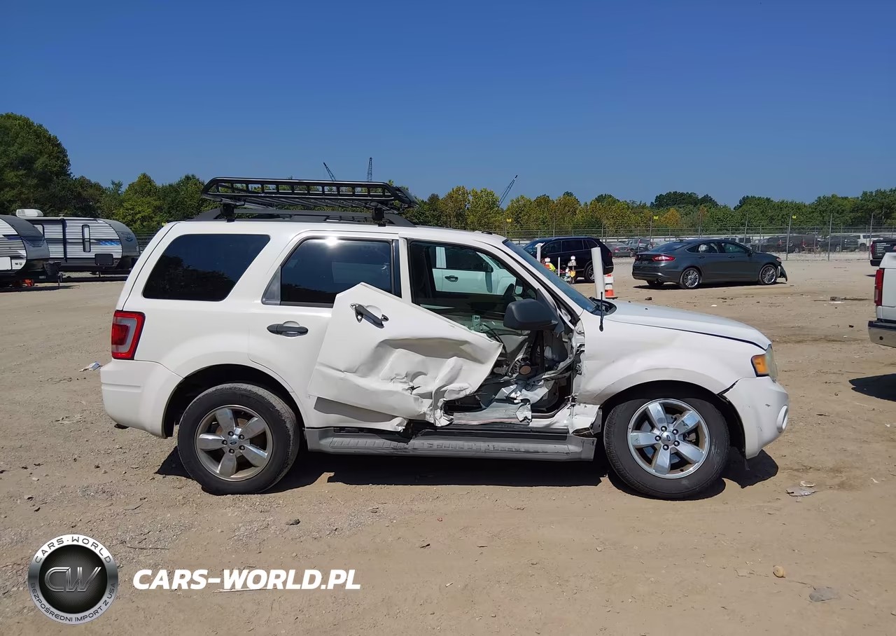 2011 Ford Escape Xlt VIN:1FMCU9DG2BKA47479 - 13