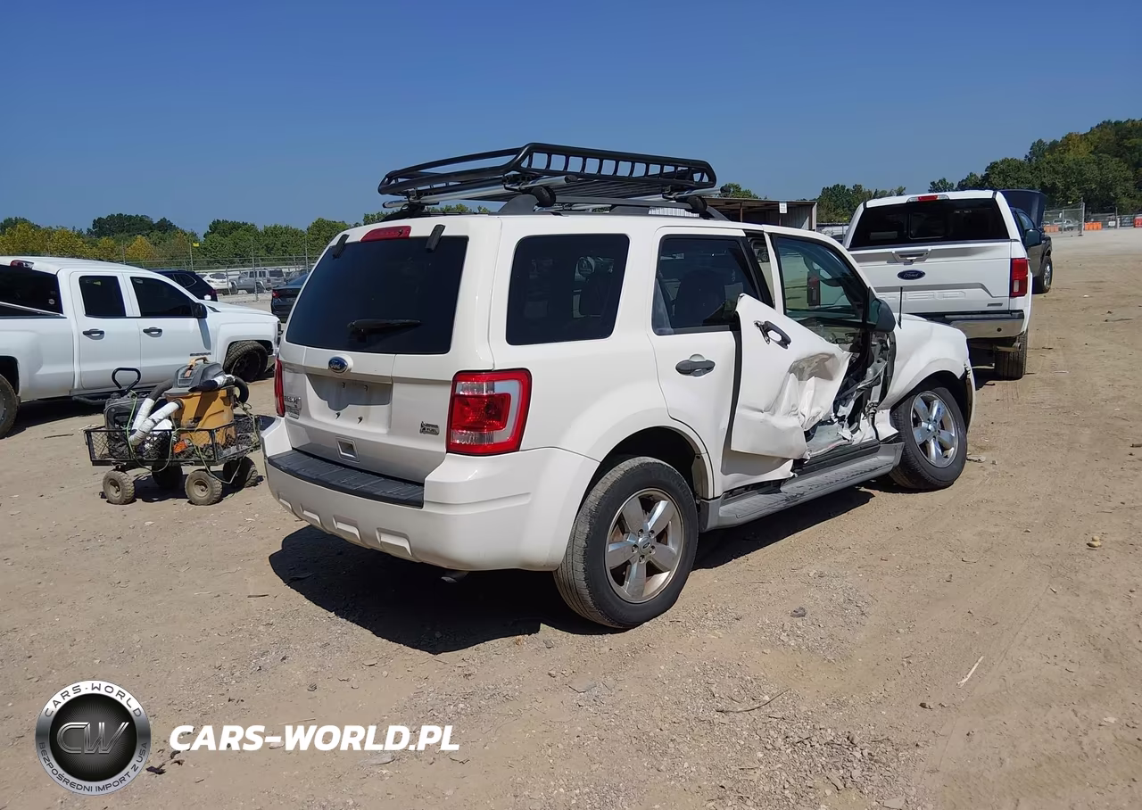 2011 Ford Escape Xlt VIN:1FMCU9DG2BKA47479 - 4