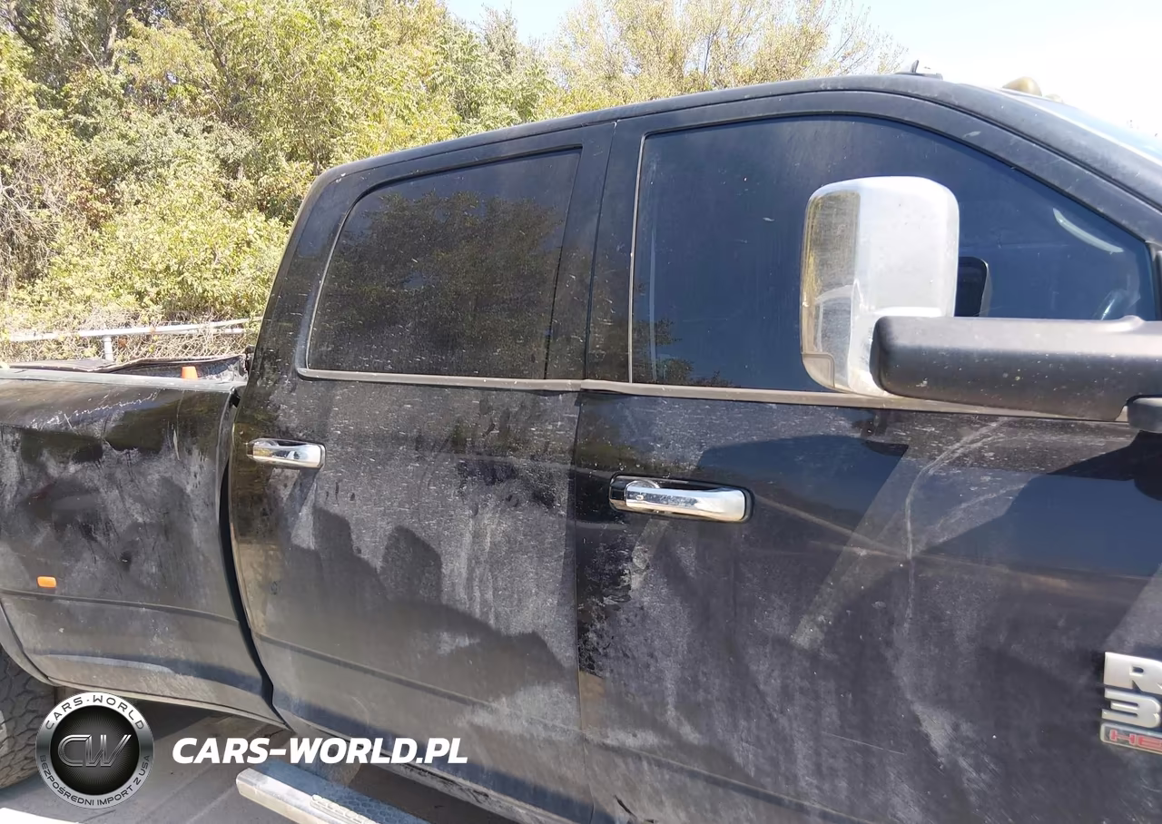 2014 Ram 3500 Laramie VIN:3C63RRJL9EG298249 - 13