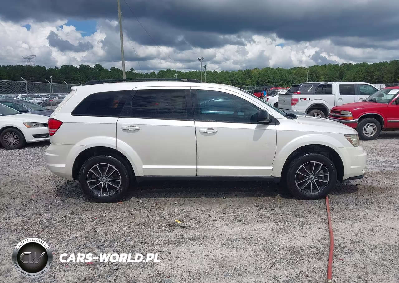 2018 Dodge Journey Se VIN:3C4PDCAB9JT495968 - 13
