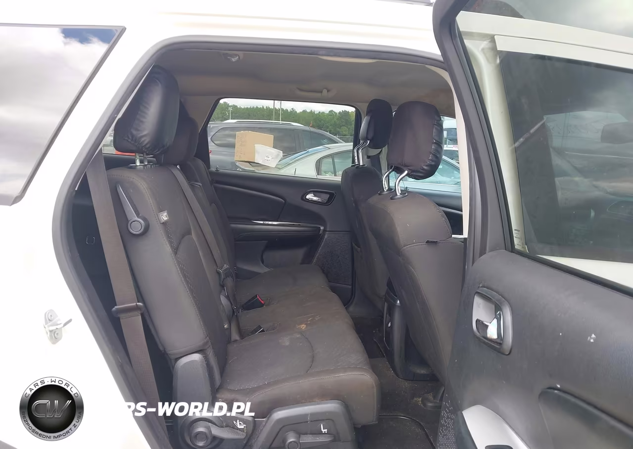 2018 Dodge Journey Se VIN:3C4PDCAB9JT495968 - 8