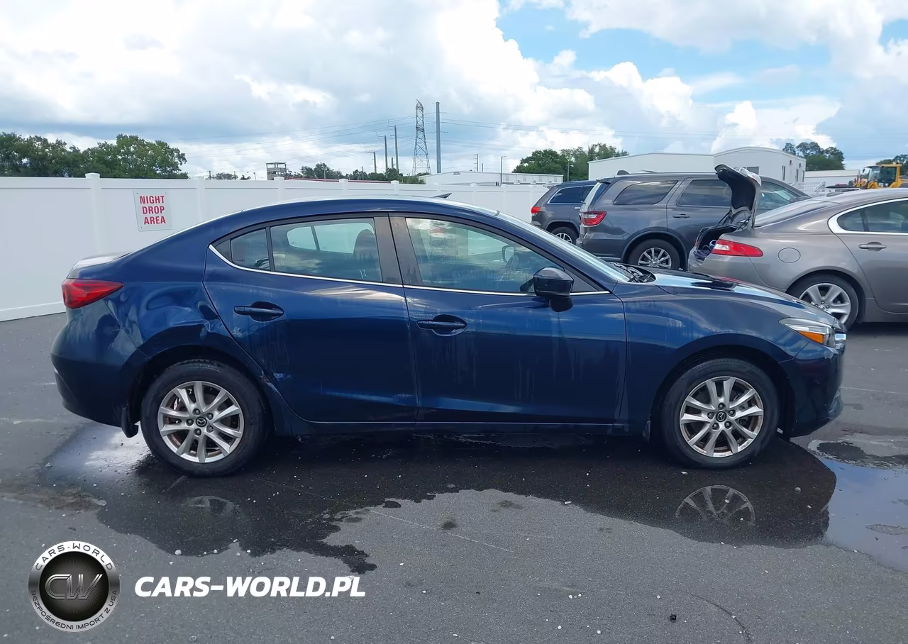 2018 Mazda Mazda3 Sport VIN:3MZBN1U70JM267934 - 13