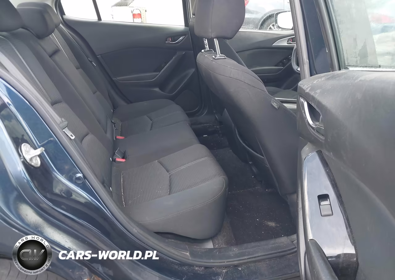 2018 Mazda Mazda3 Sport VIN:3MZBN1U70JM267934 - 8