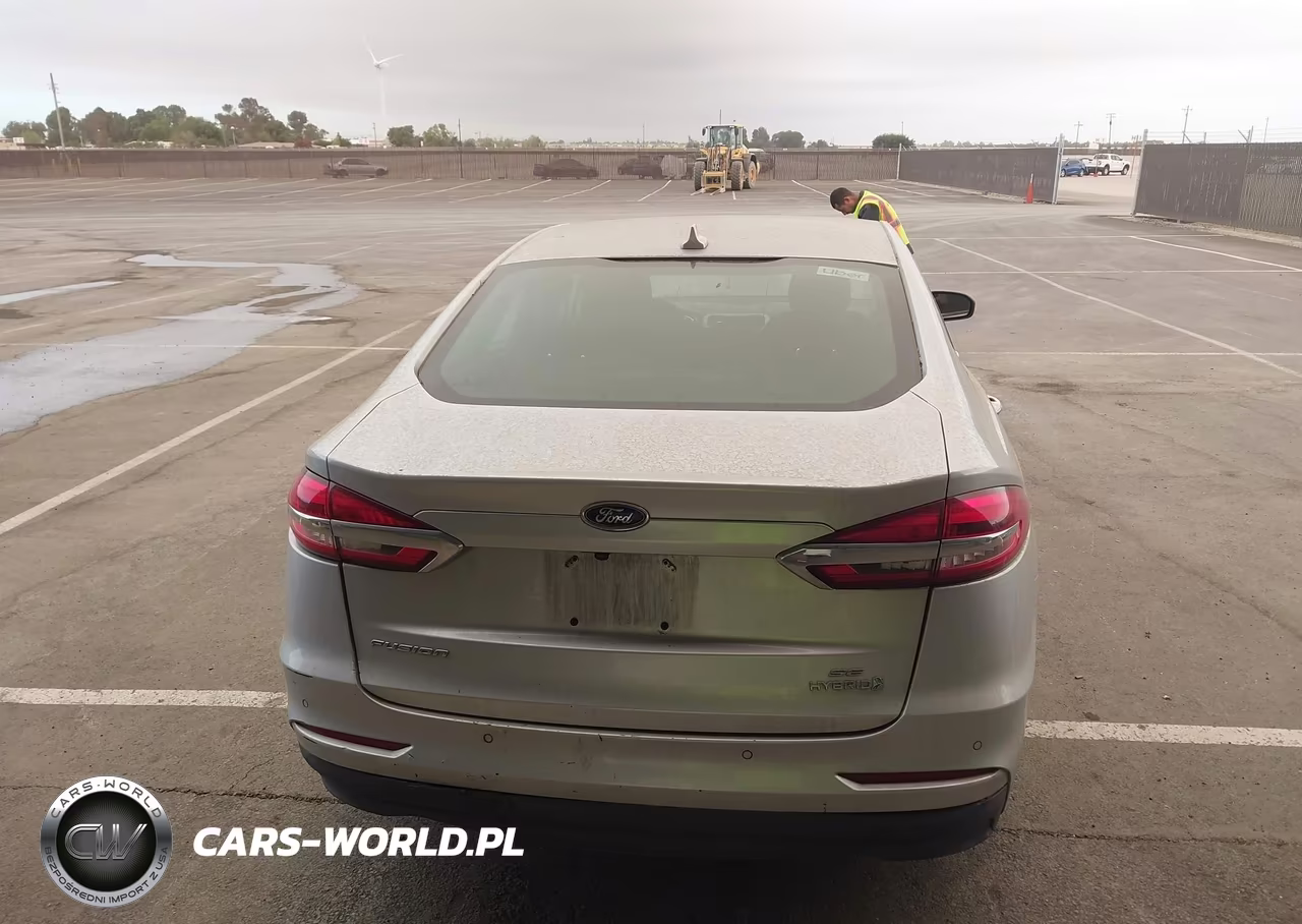 2019 Ford Fusion Hybrid Se VIN:3FA6P0LU2KR141567 - 16