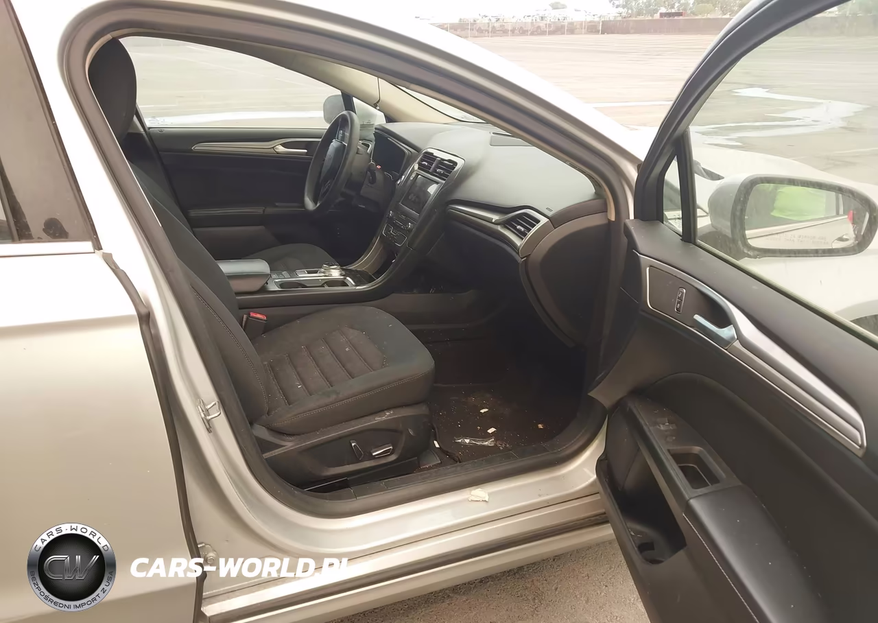 2019 Ford Fusion Hybrid Se VIN:3FA6P0LU2KR141567 - 5