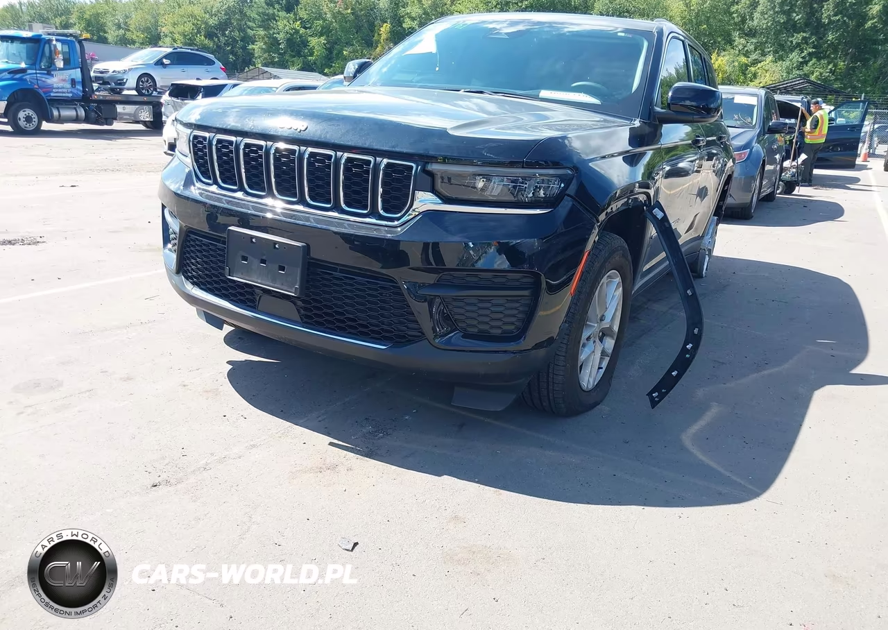 2023 Jeep Grand Cherokee Laredo 4X4 VIN:1C4RJHAG5PC548471 - 6