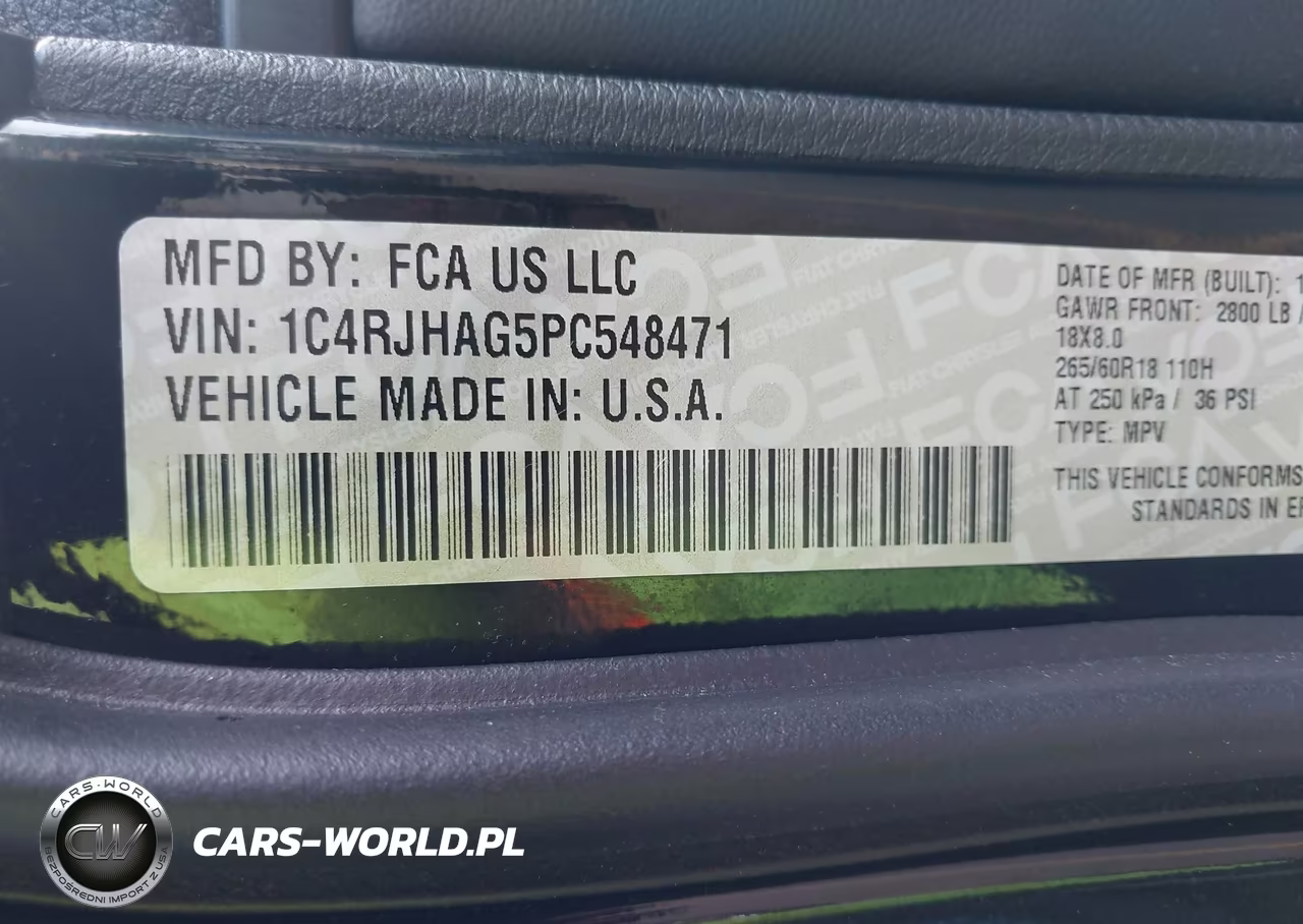 2023 Jeep Grand Cherokee Laredo 4X4 VIN:1C4RJHAG5PC548471 - 9