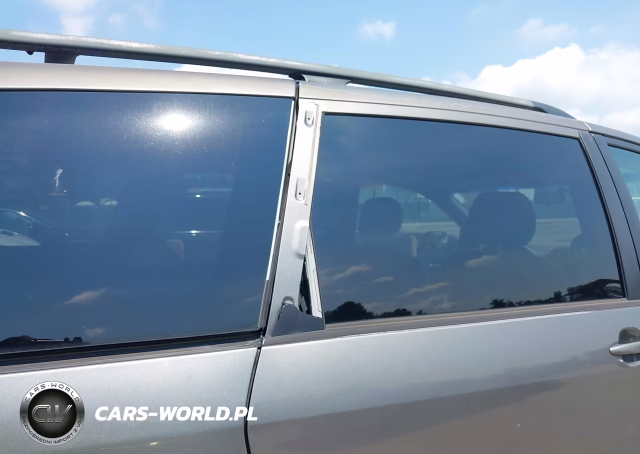 2004 Toyota Sienna Xle VIN:5TDBA22C14S004005 - 13