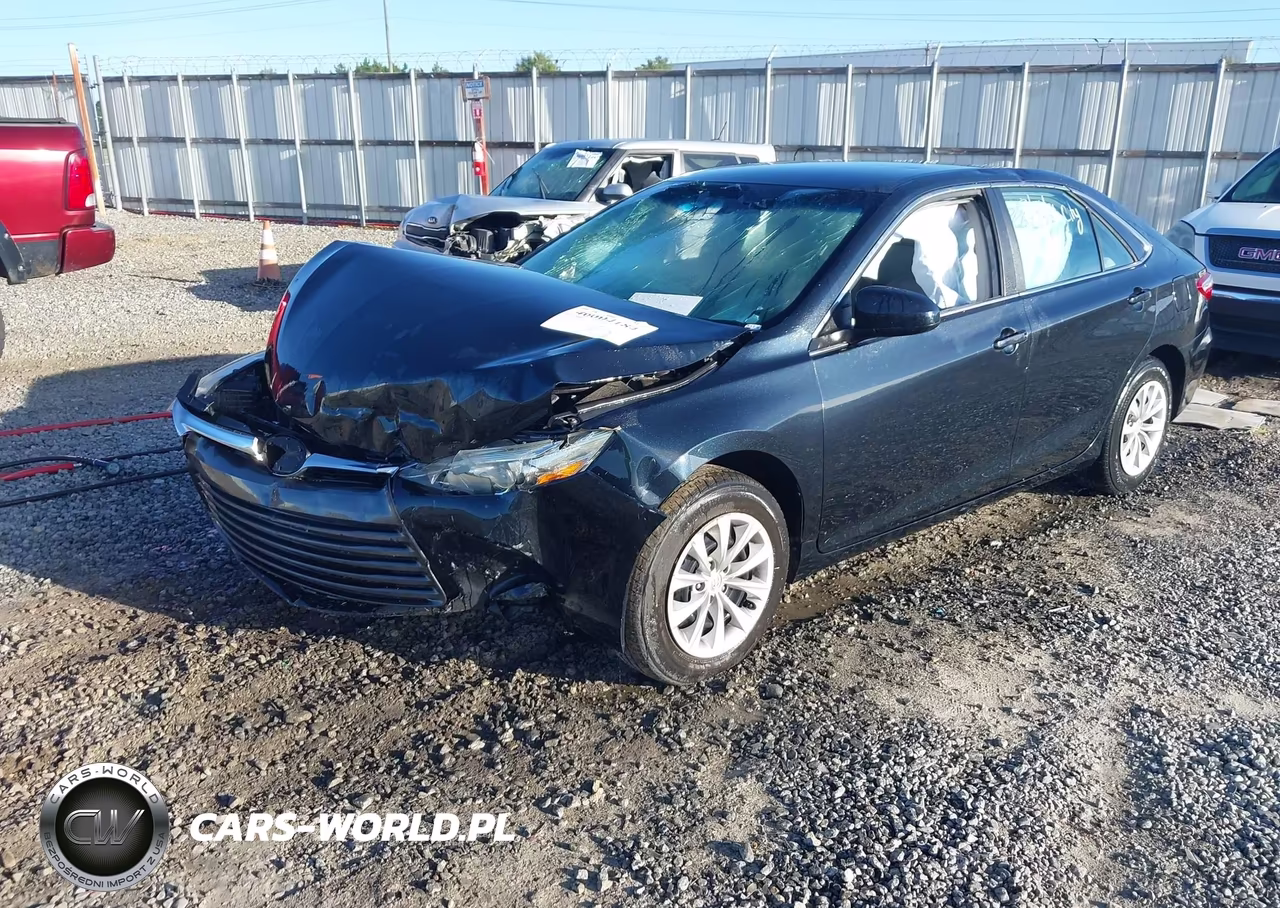 2015 Toyota Camry Le VIN:4T4BF1FK5FR451126 - 2