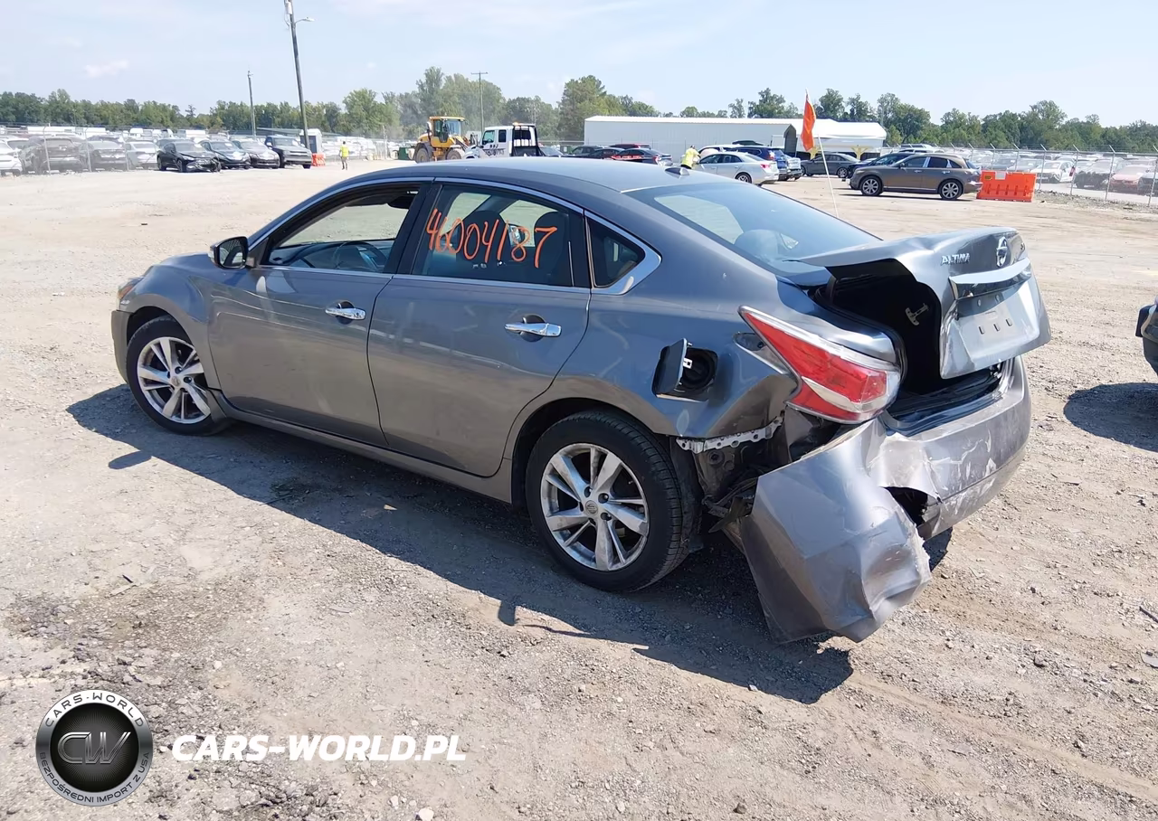 2015 Nissan Altima 2.5 Sv VIN:1N4AL3AP3FC417957 - 3