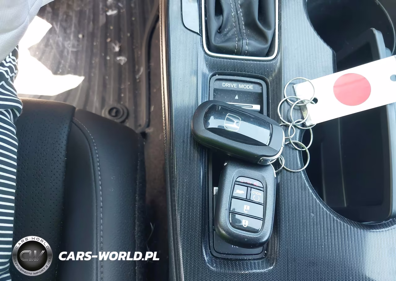 2025 Honda Civic Hybrid Sport Touring VIN:19XFL4H94SE014327 - 11