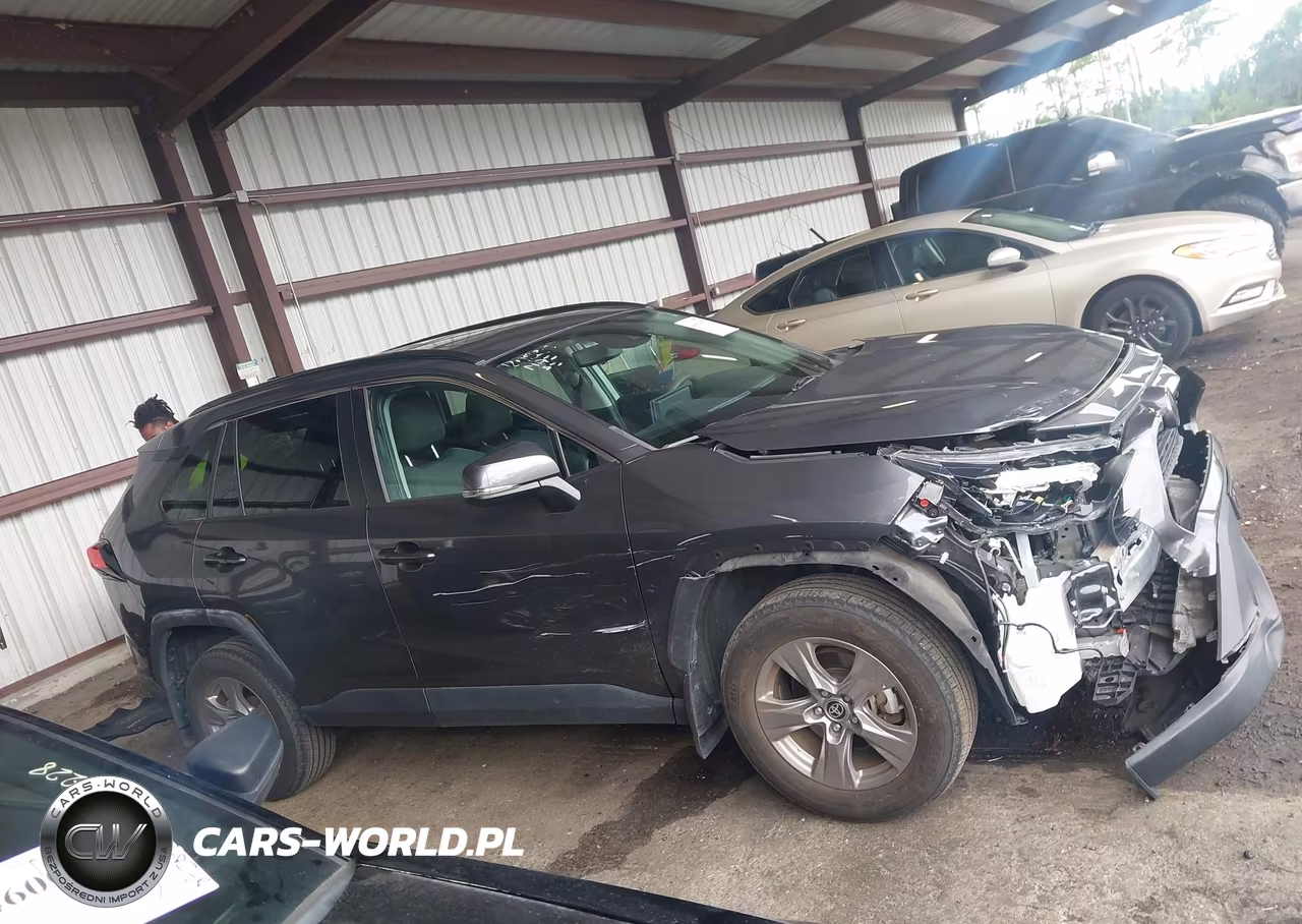 2024 Toyota Rav4 Xle VIN:2T3W1RFV7RW312758 - 13
