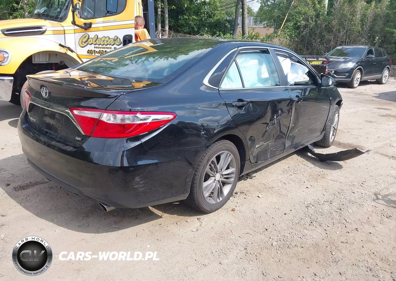 2017 Toyota Camry Se VIN:4T1BF1FK8HU392120 - 4
