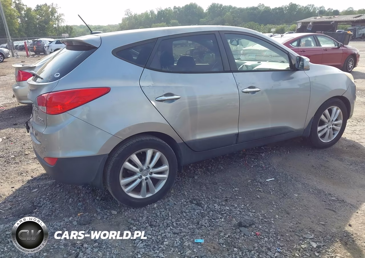 2011 Hyundai Tucson Limited VIN:KM8JU3AC2BU191768 - 4