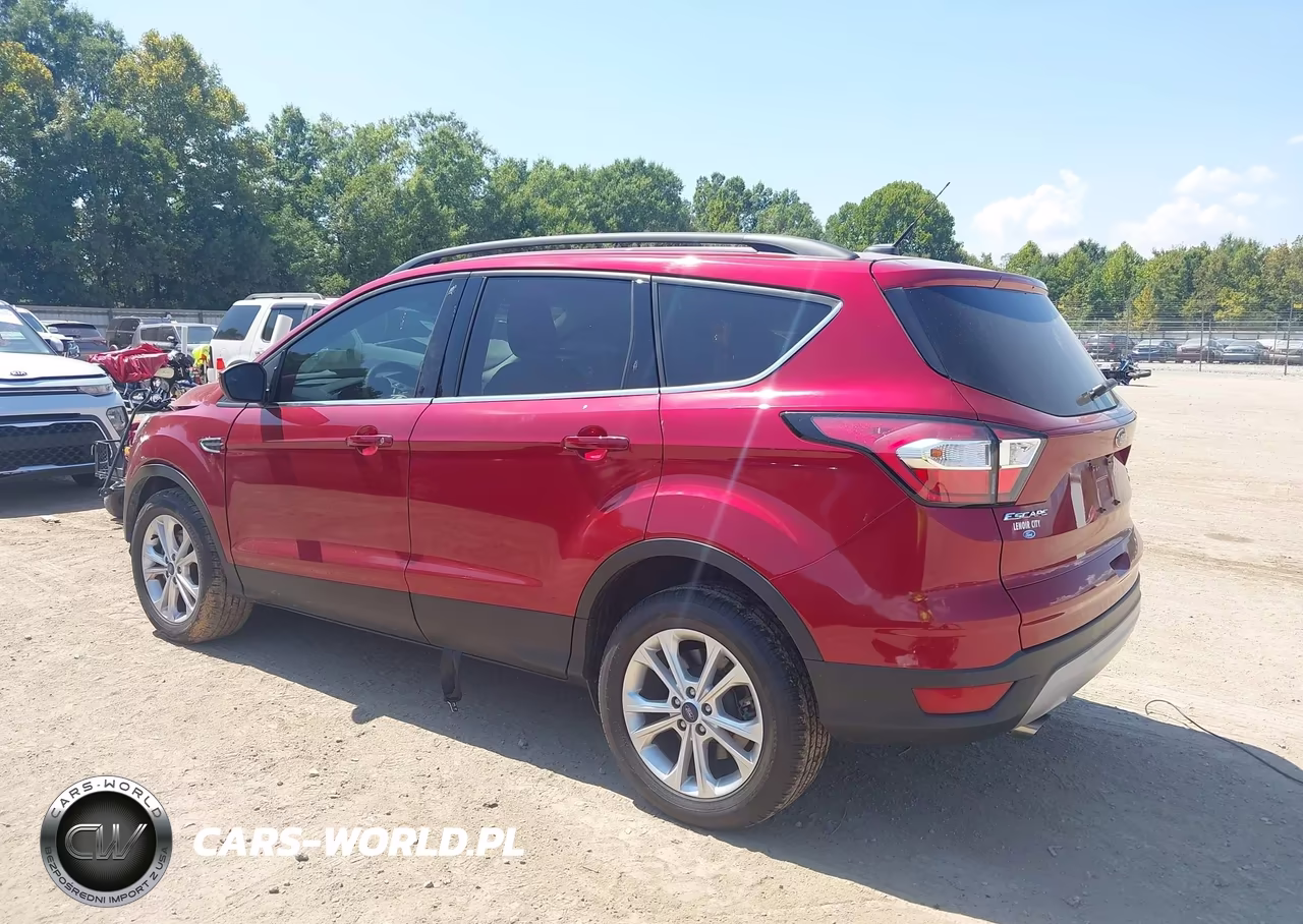 2018 Ford Escape Se VIN:1FMCU9GD7JUB67394 - 3