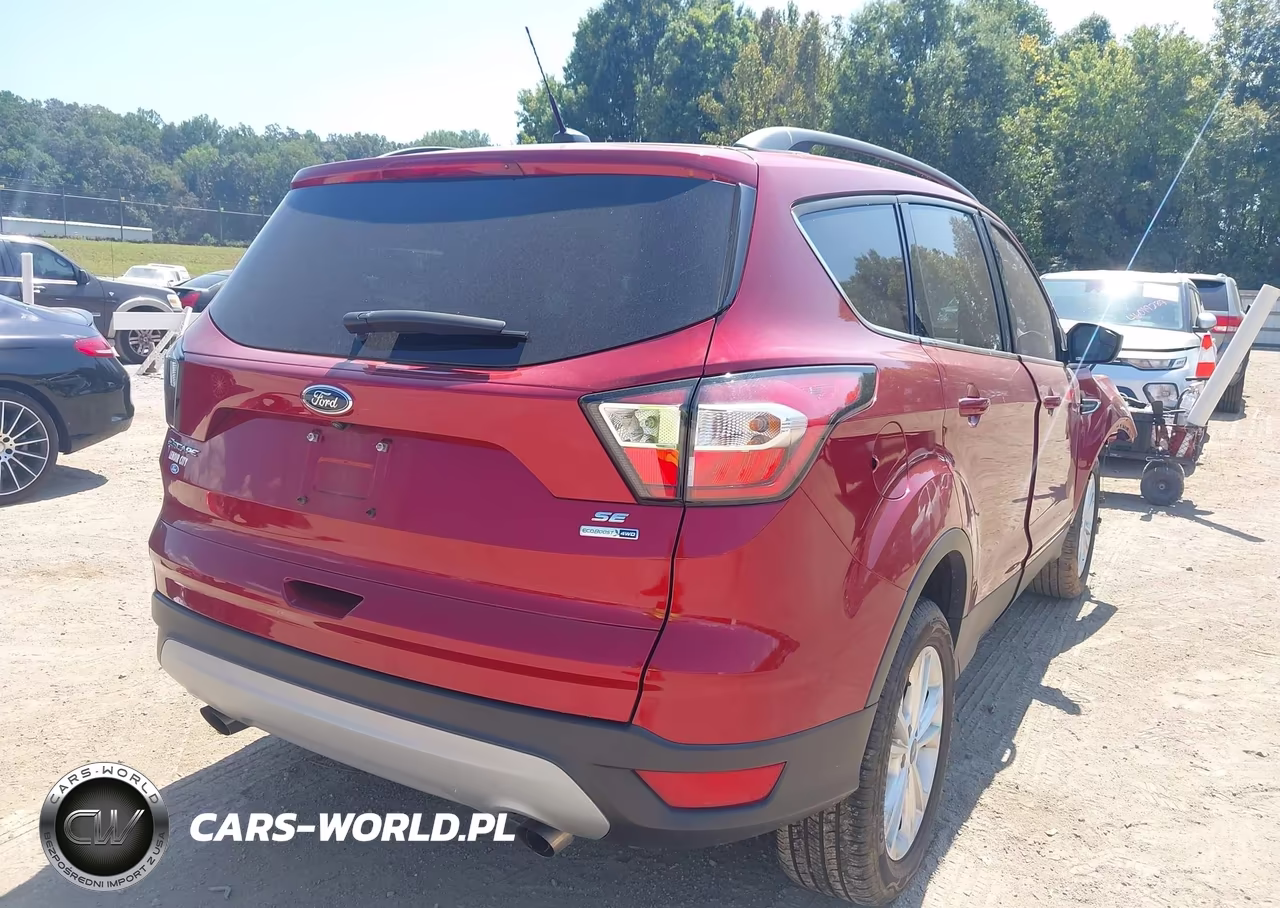 2018 Ford Escape Se VIN:1FMCU9GD7JUB67394 - 4