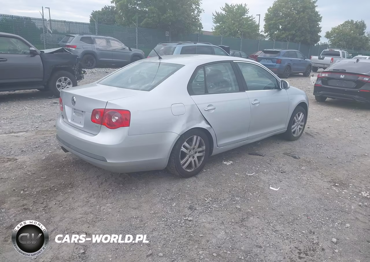 2007 Volkswagen Jetta Wolfsburg Edition VIN:3VWEF81K37M141202 - 4