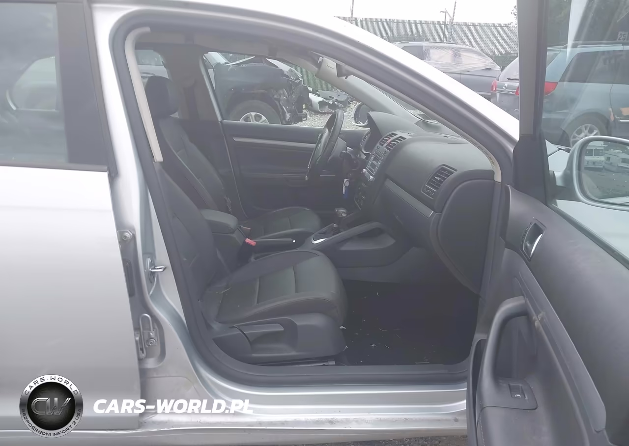 2007 Volkswagen Jetta Wolfsburg Edition VIN:3VWEF81K37M141202 - 5