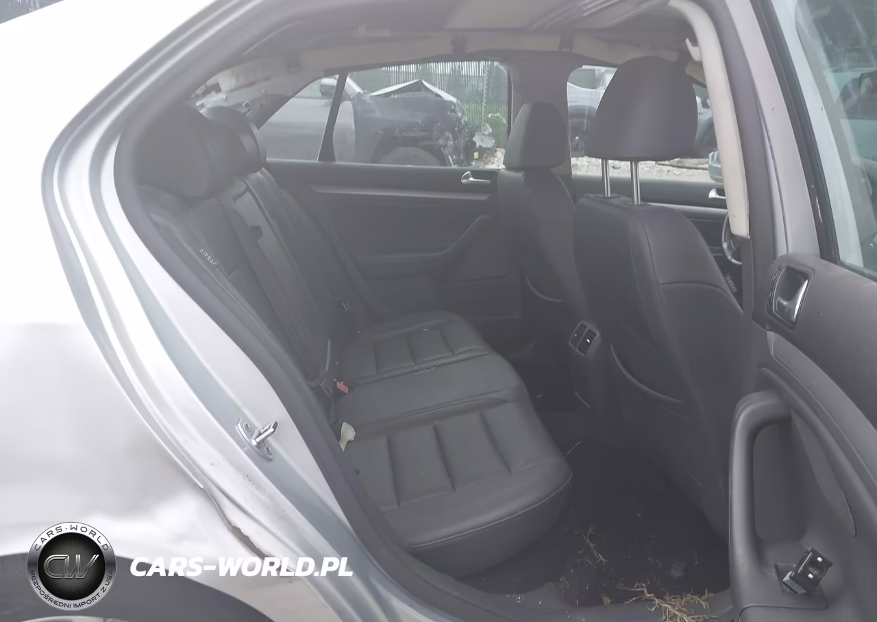 2007 Volkswagen Jetta Wolfsburg Edition VIN:3VWEF81K37M141202 - 8