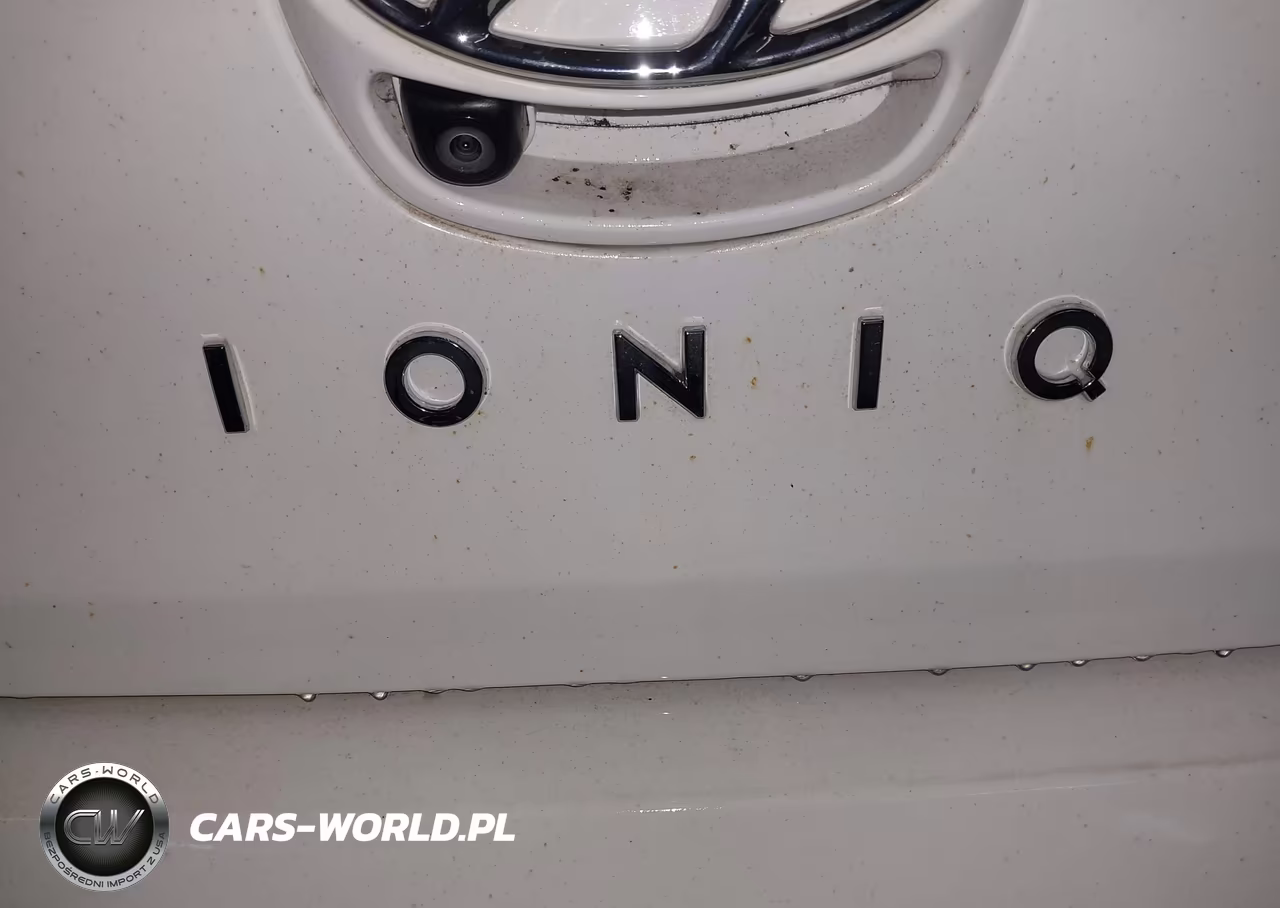 2020 Hyundai Ioniq Hybrid Blue VIN:KMHC65LC3LU233071 - 15