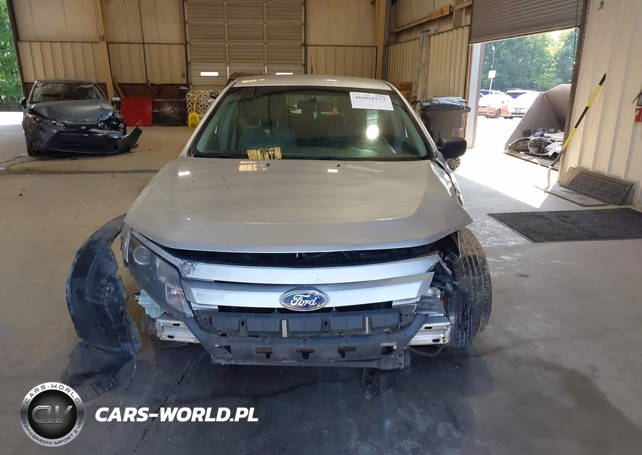 2011 Ford Fusion S VIN:3FAHP0GA7BR327954 - 12