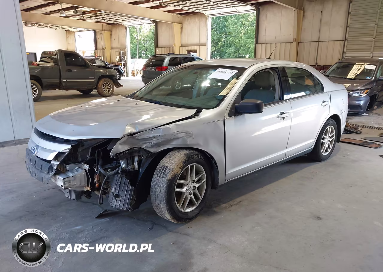 2011 Ford Fusion S VIN:3FAHP0GA7BR327954 - 2