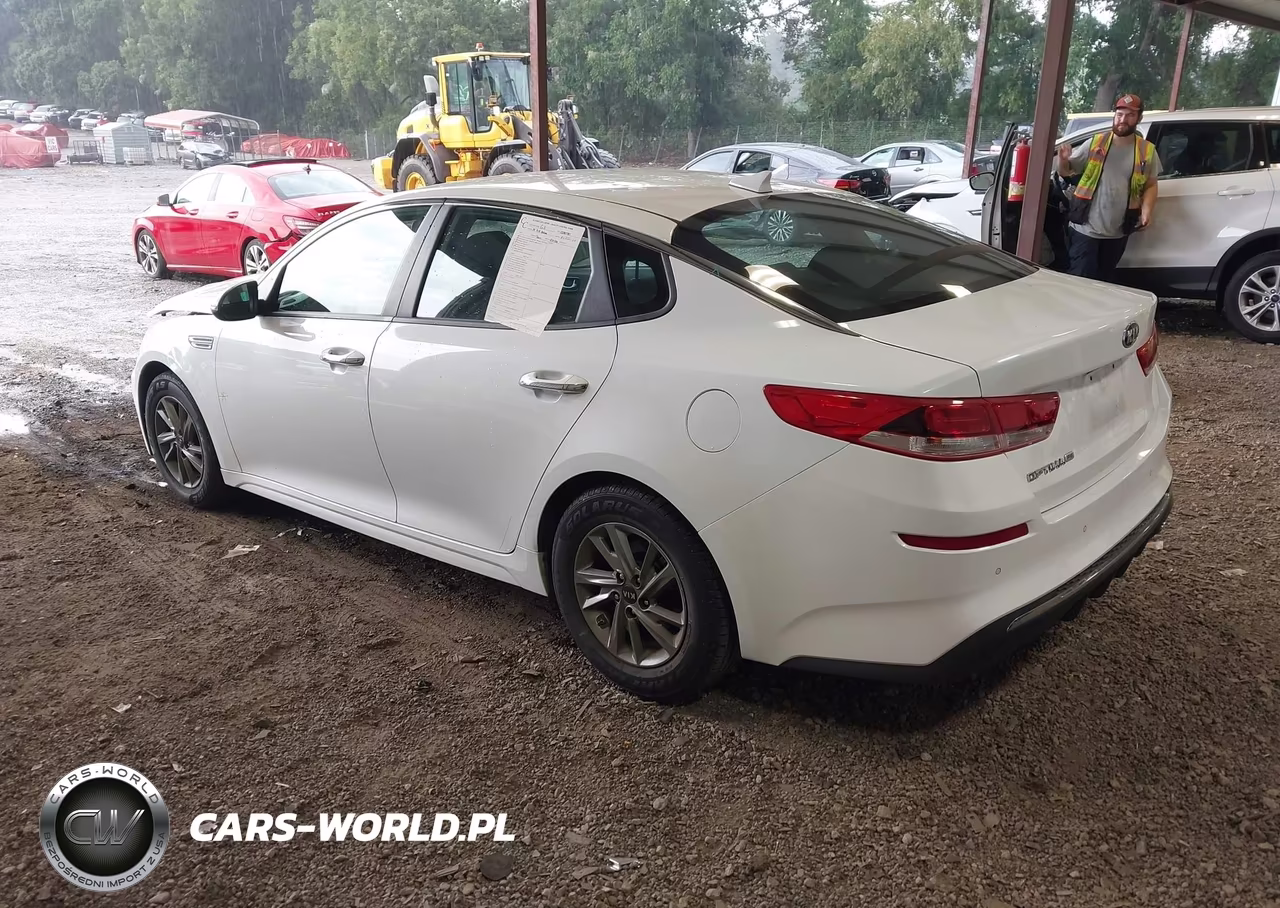 2019 Kia Optima Lx VIN:5XXGT4L36KG325210 - 3