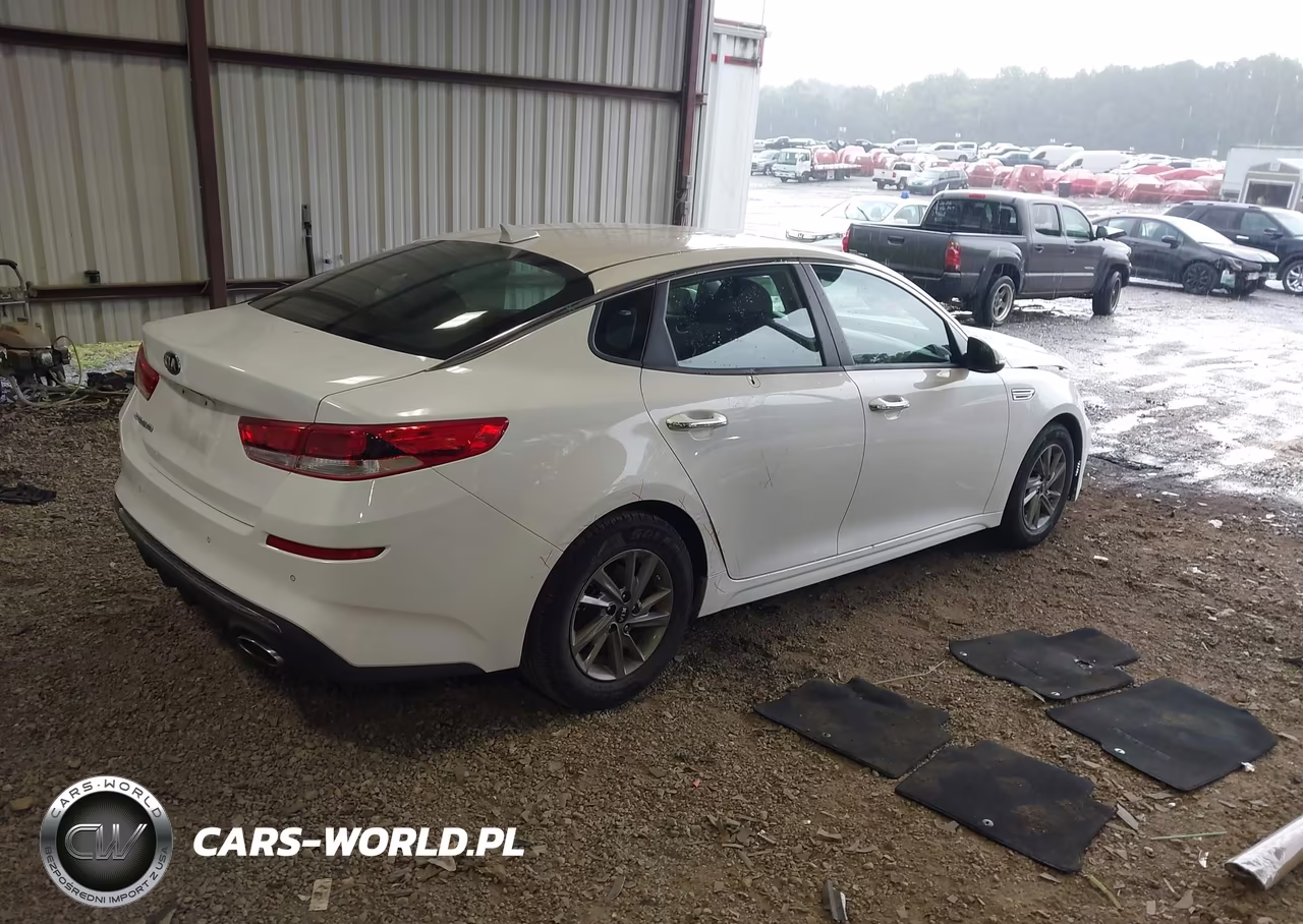 2019 Kia Optima Lx VIN:5XXGT4L36KG325210 - 4