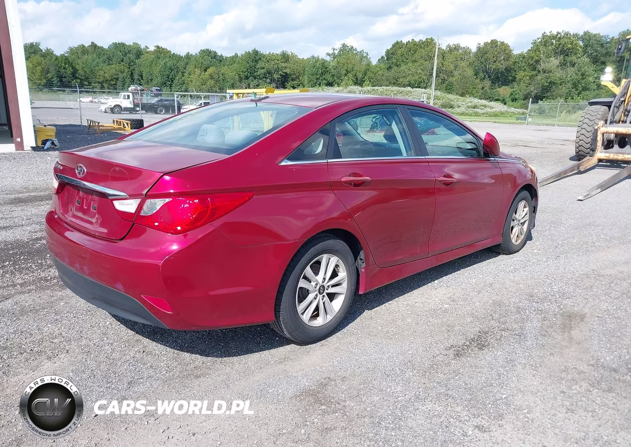 2014 Hyundai Sonata Gls VIN:5NPEB4AC8EH942369 - 4