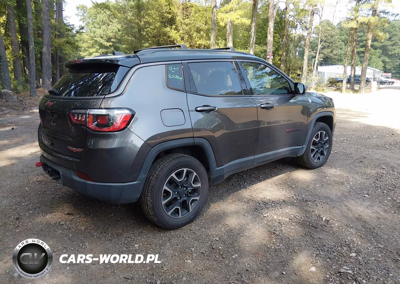 2019 Jeep Compass Trailhawk 4X4 VIN:3C4NJDDB0KT754155 - 4