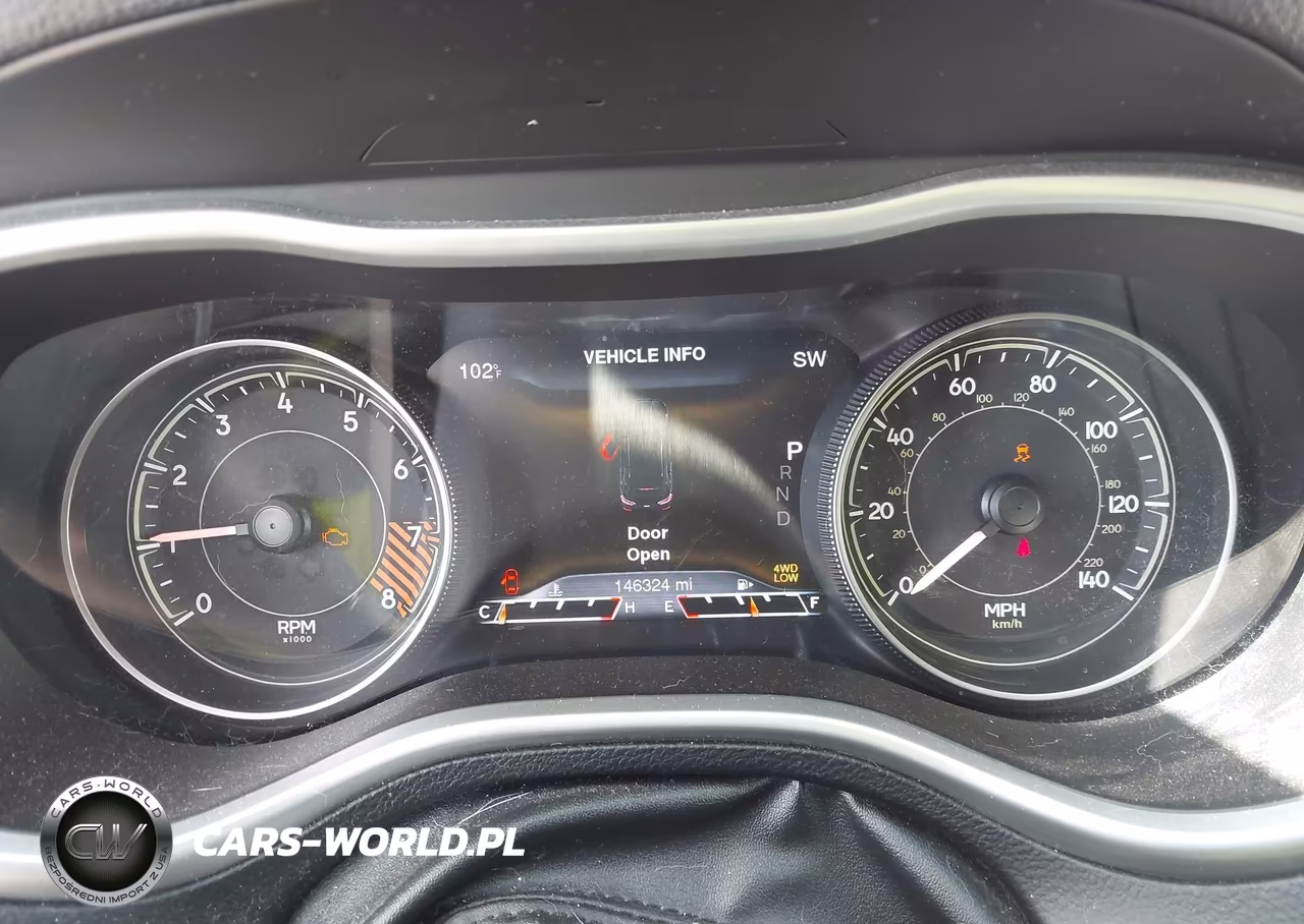 2014 Jeep Cherokee Trailhawk VIN:1C4PJMBS5EW124738 - 7