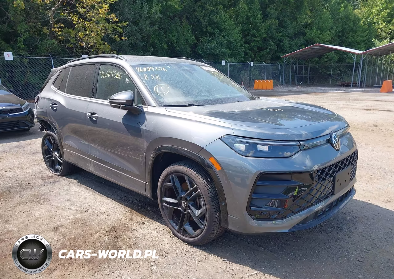 2025 Volkswagen Tiguan 2.0T Se R-Line Black