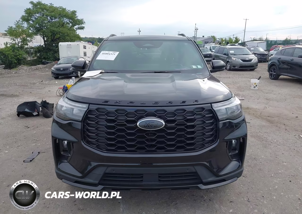 2025 Ford Explorer St-Line VIN:1FMUK8KH0SGB29715 - 13