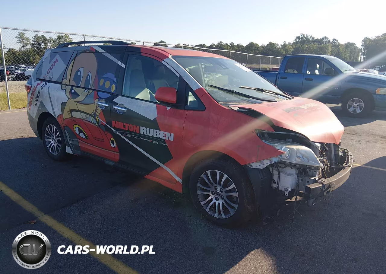 2019 Toyota Sienna Xle 8 Passenger