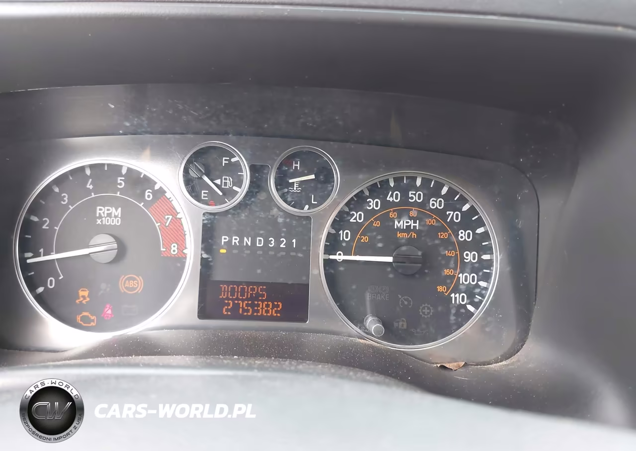 HUMMER H3 SUV VIN:5GTDN13E078152249 - 7