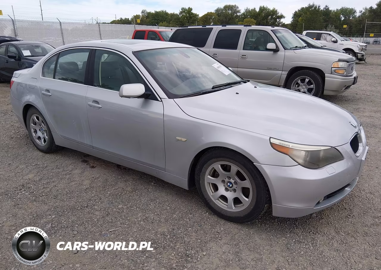 2004 BMW 525I
